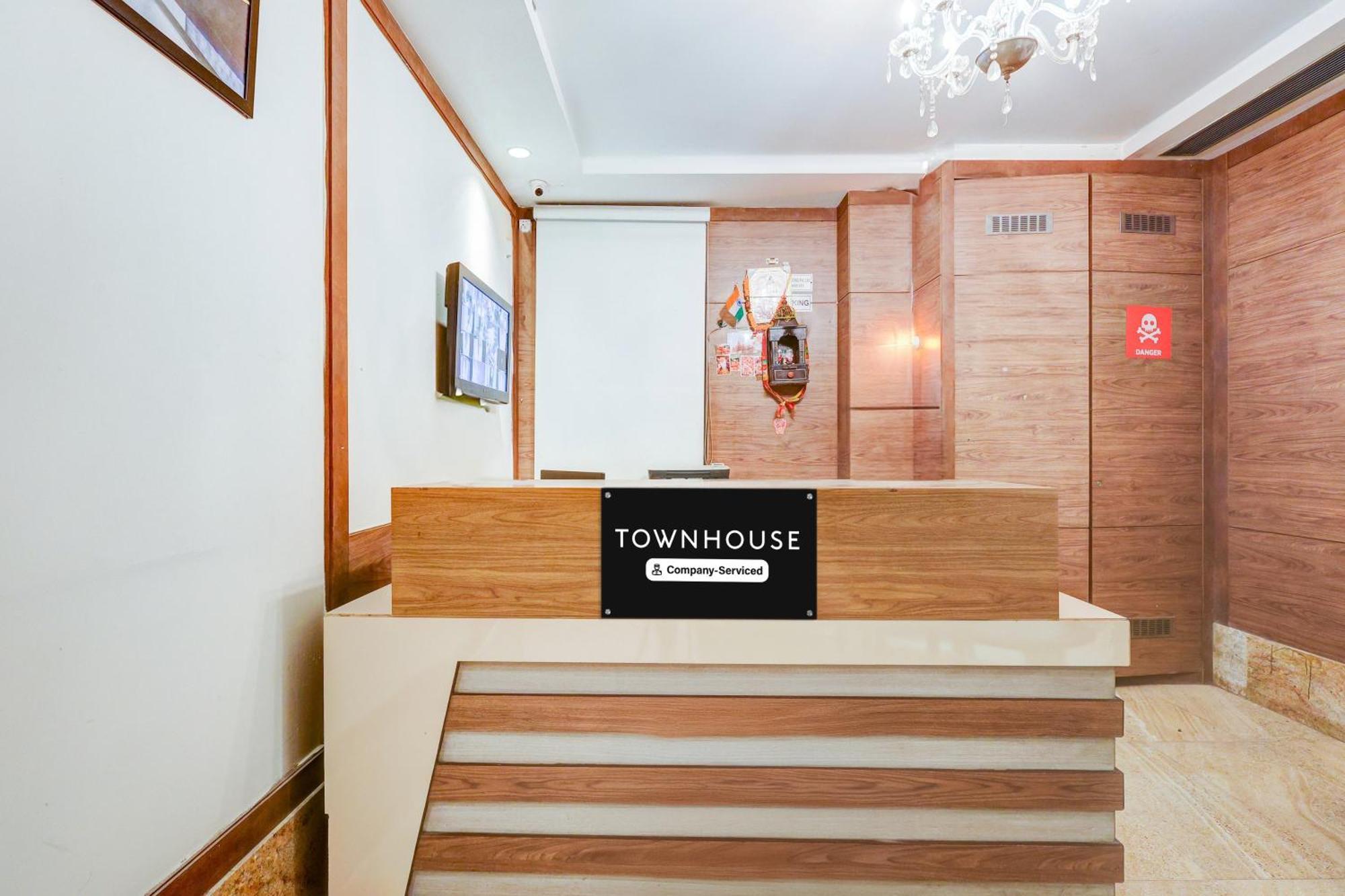 Super Townhouse Chhatarpur Near Metro Park Nowe Delhi Zewnętrze zdjęcie