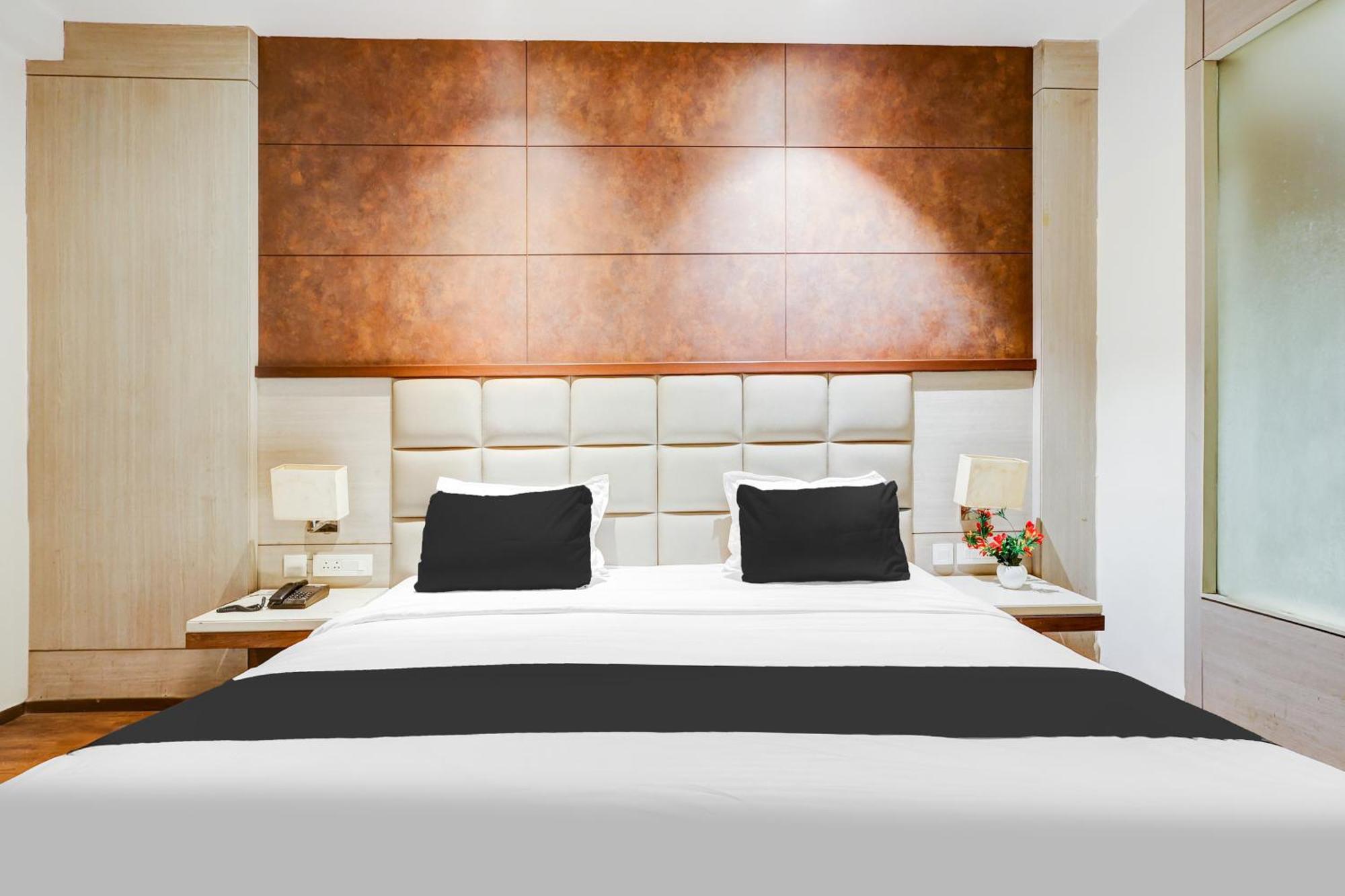Super Townhouse Chhatarpur Near Metro Park Nowe Delhi Zewnętrze zdjęcie